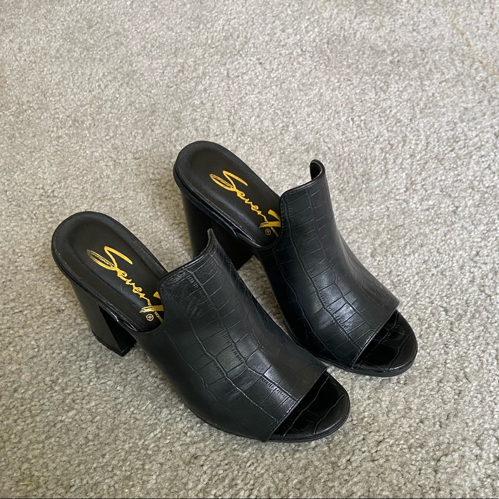 Black mules
